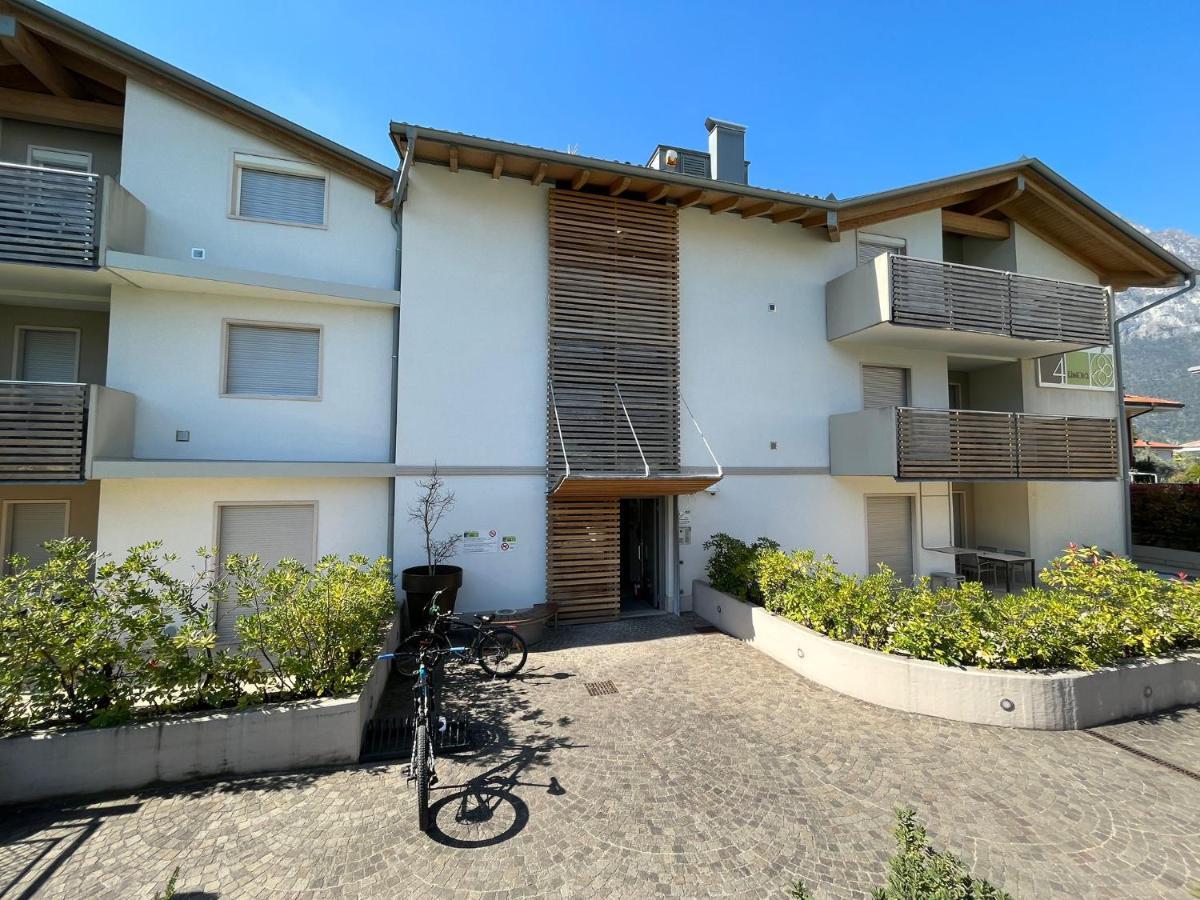 4 Limoni Apartment Resort Riva del Garda Luaran gambar