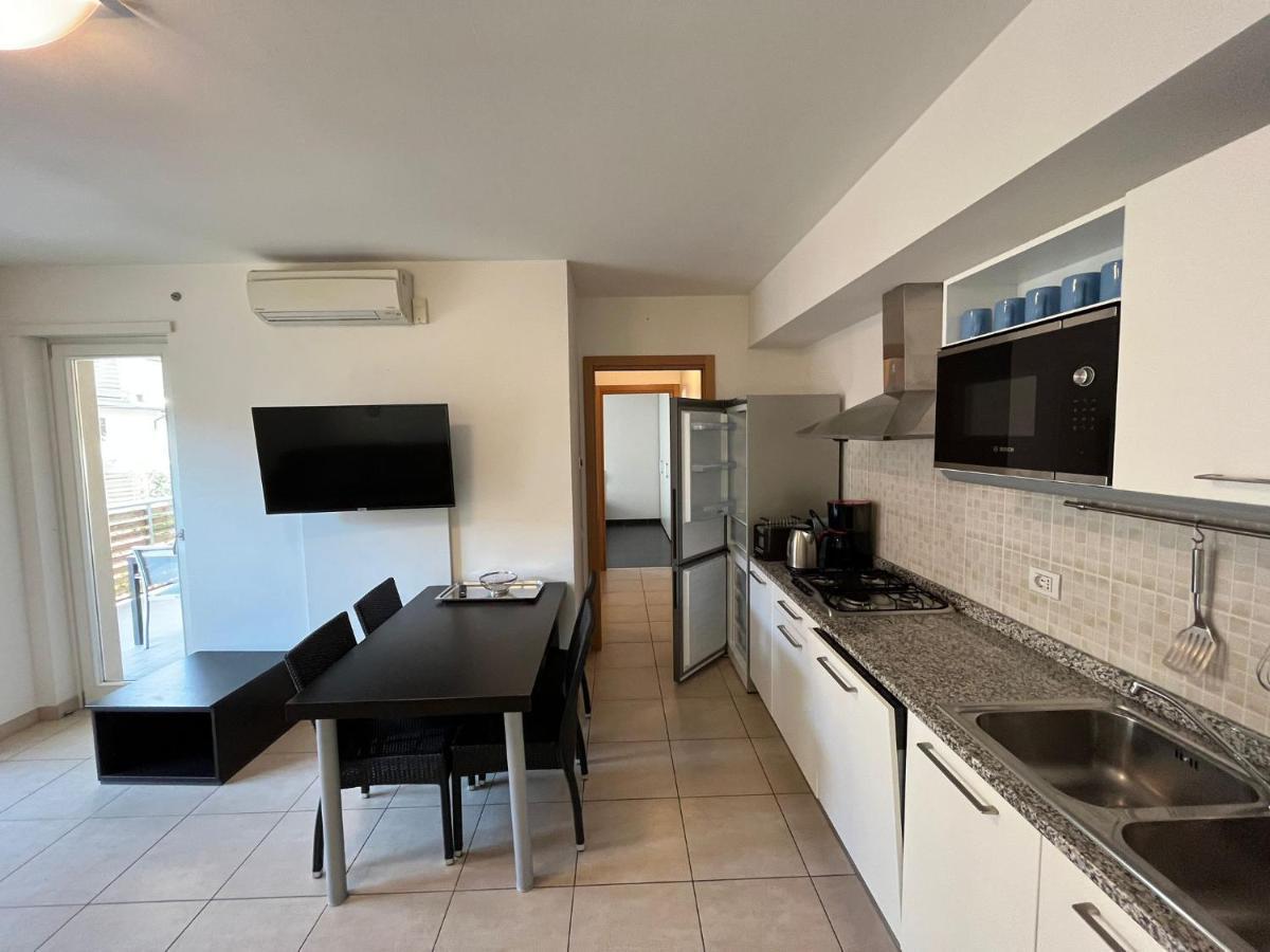 4 Limoni Apartment Resort Riva del Garda Luaran gambar