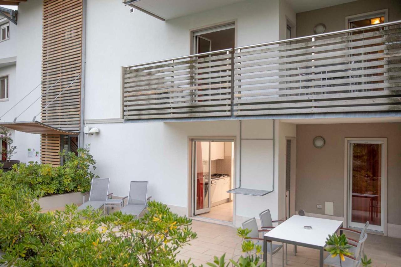 4 Limoni Apartment Resort Riva del Garda Luaran gambar